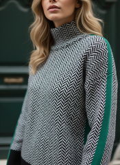 Maglione con strisce colorate